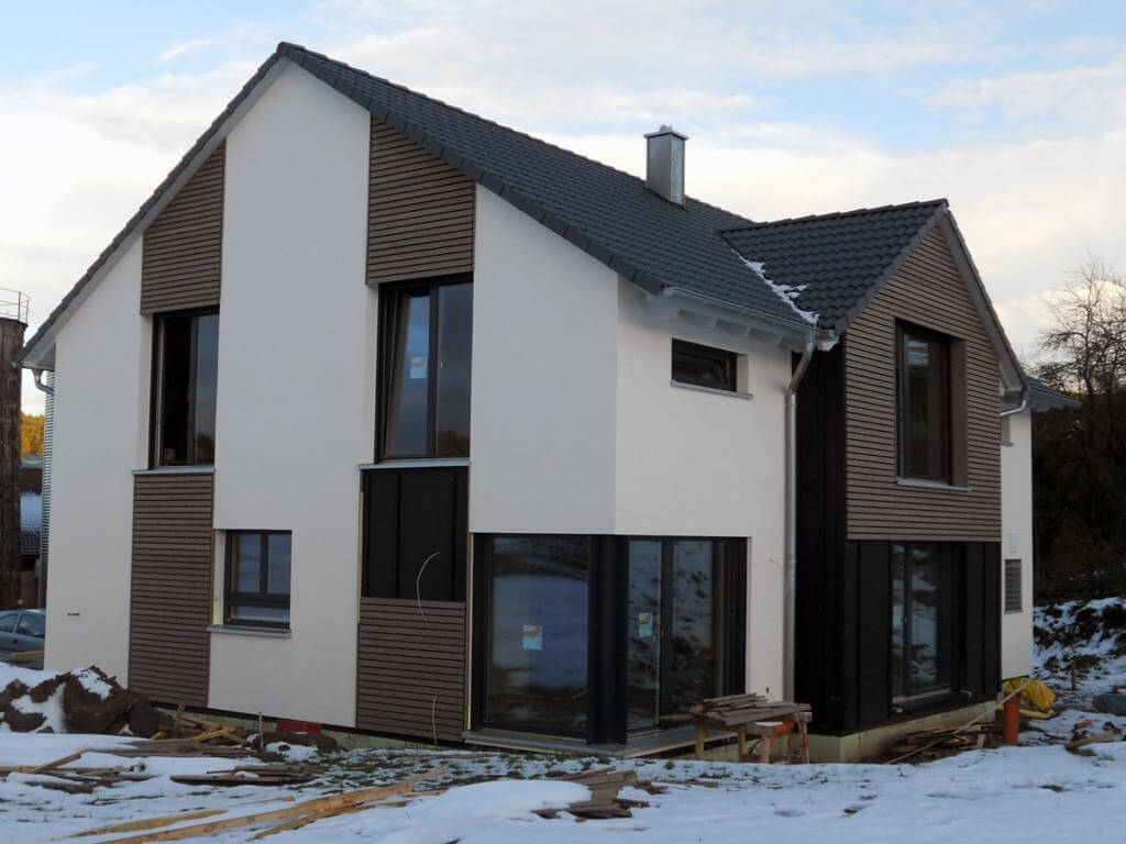 holzhaus-einfamilienhaus-kraeft-2.jpg