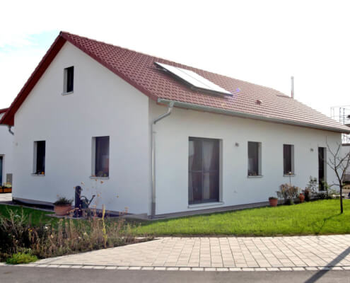 Einfamilienhaus mit Carport in Burgbernheim