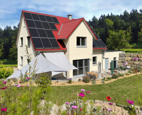 Einfamilienhaus mit Garage in Neuhof a.d. Zenn
