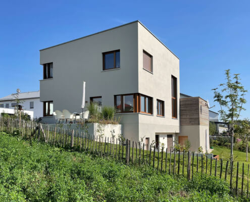 Einfamilienhaus mit Keller und Garage in Emskirchen