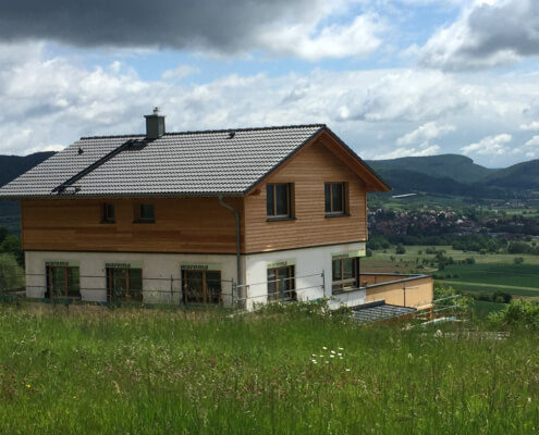 Einfamilienhaus mit Keller und Carport in Weilersbach