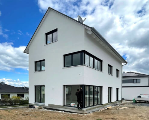 Einfamilienhaus mit Carport und Schuppen in Wilhermsdorf