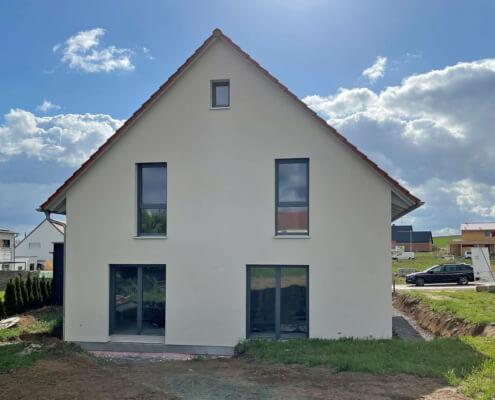 Einfamilienhaus mit Garage in Werneck