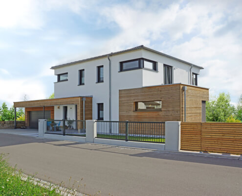 Zweifamilienhaus mit Garage in Bad Windsheim