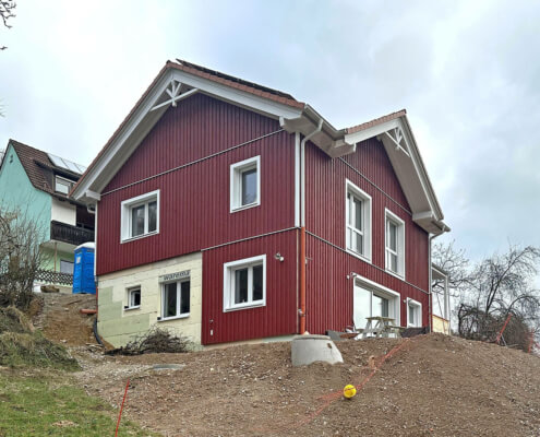 Einfamilienhaus als Schwedenhaus mit Carport in Egloffstein