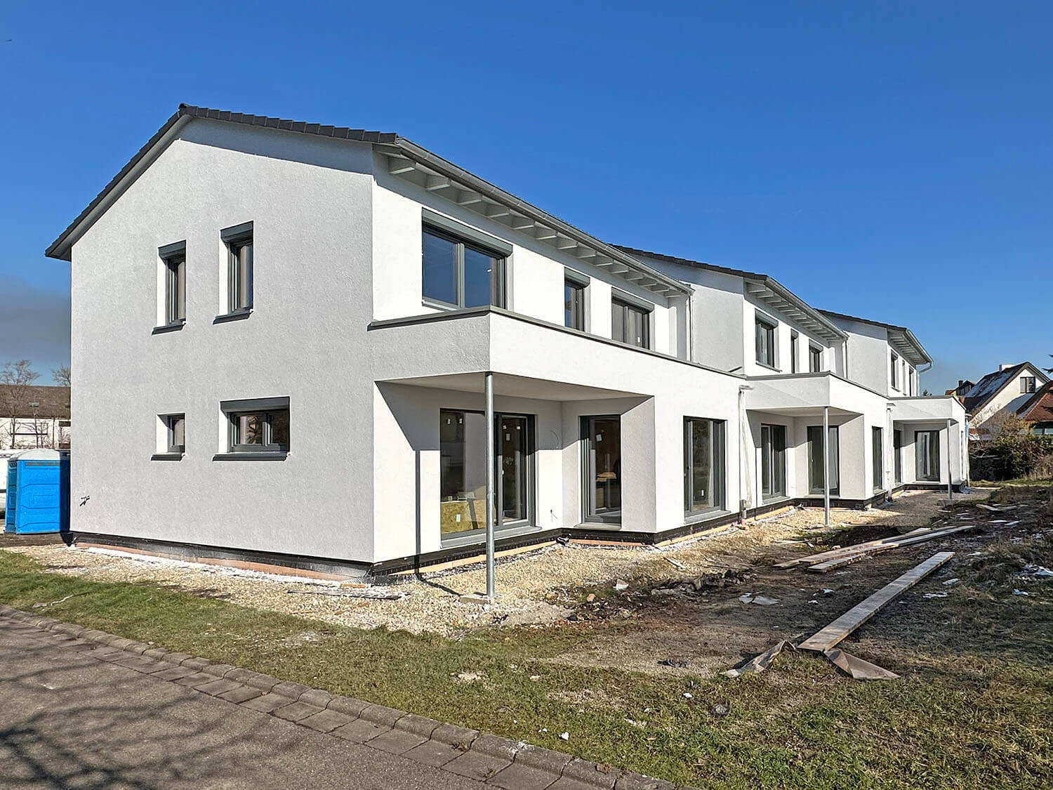 EG Holzbau aus Franken • Gewerbebau • Zahnarztpraxis