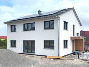 holzhausbau zweifamilienhaus doppelgarage arberg (5)