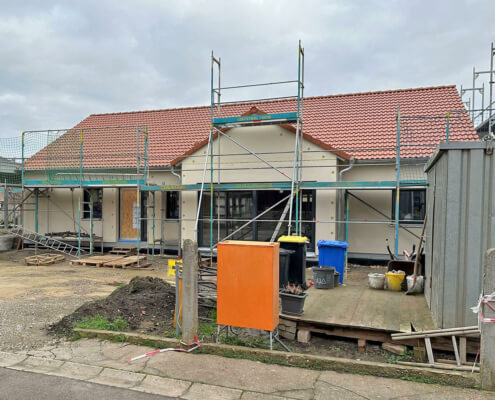 Einfamilienhaus als Bungalow mit Carport in Bad Windsheim – OT Lenkersheim