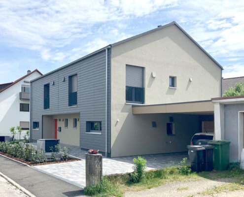 Zweifamilienhaus als Doppelhaus in Lonnerstadt