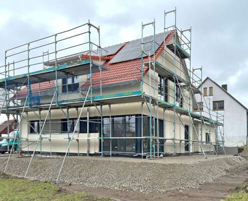 Einfamilienhaus mit Carport und Geräteschuppen in Neusitz – OT Schweinsdorf