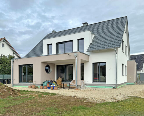Einfamilienhaus mit Einliegerwohnung in Altendorf
