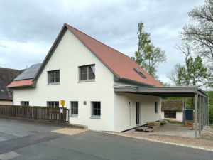 holzhausbau einfamilienhaus carport rosstal (3)